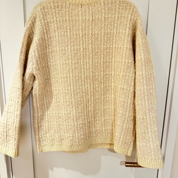 H&M cardigan. Never worn. - Picture 3 of 4